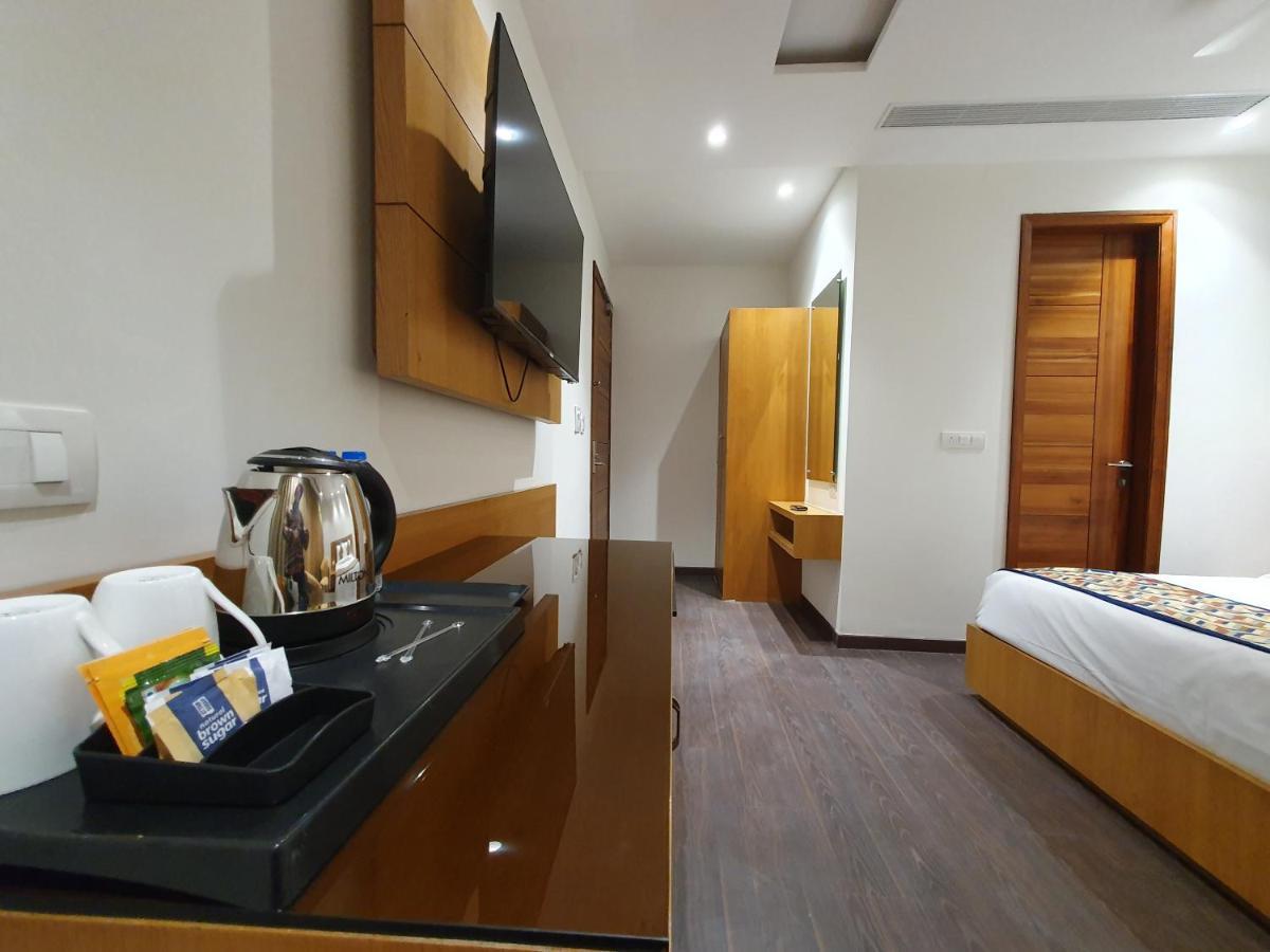Hotel Classio Royale Амритсар Экстерьер фото
