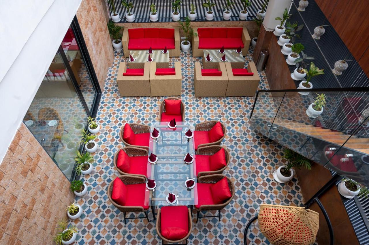 Hotel Classio Royale Амритсар Экстерьер фото